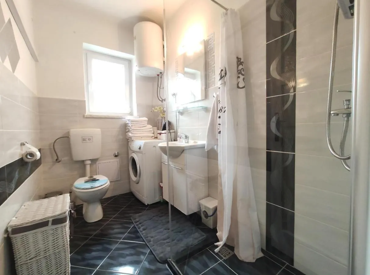 Apartment Helena سبليت