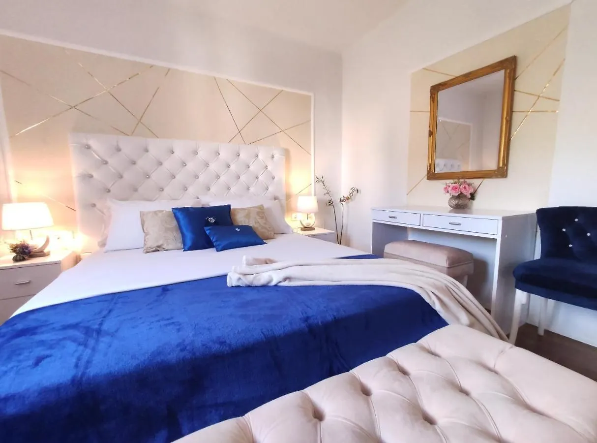 Apartment Helena سبليت